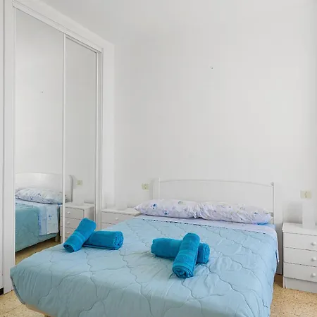 2 Bedroom With Seaview * Playa de las Americas (Tenerife)